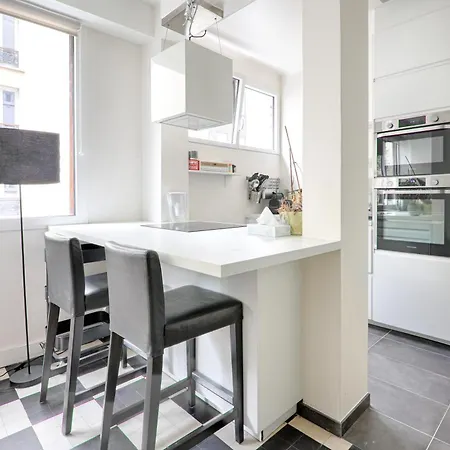 アパート Le Coin Des Lecteurs - 1er Arrondissement 75m² *
